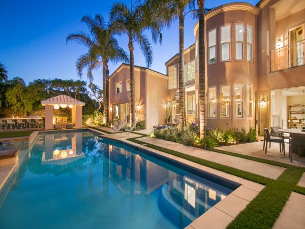 Luxury Malibu Vacation Pool Home Four Bedroom