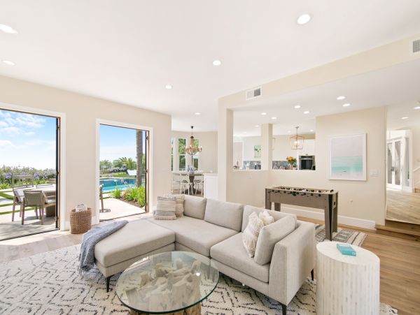 Luxury Malibu Vacation Pool Home Four Bedroom