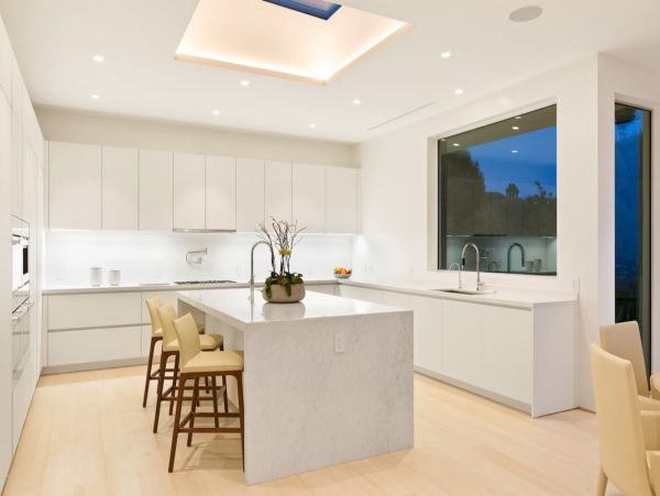Beverly Hills Vacation Pool Home Four Bedroom
