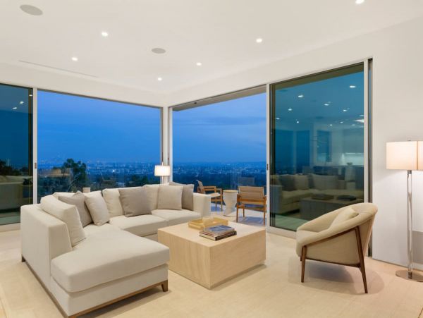 Beverly Hills Vacation Pool Home Four Bedroom