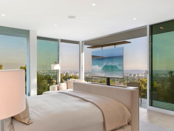 Beverly Hills Vacation Pool Home Four Bedroom