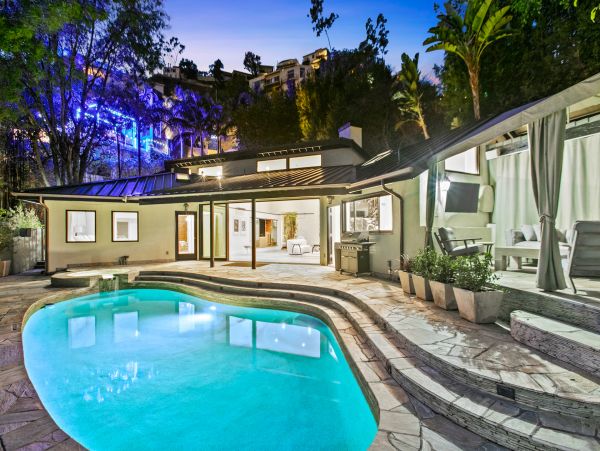 Los Angeles Vacation Pool Home with Four Bedroom