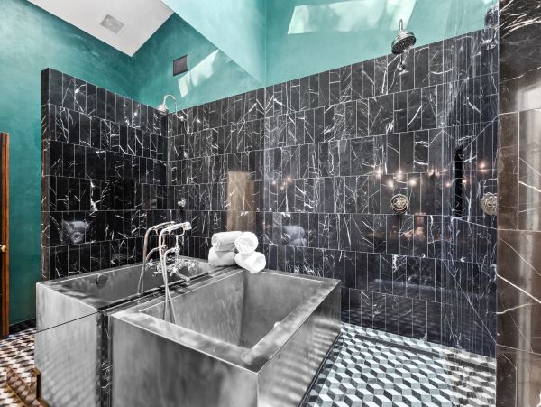 Los Angeles Vacation Pool Home with Four Bedroom