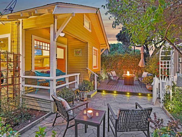 Santa Barbara County Home 998558