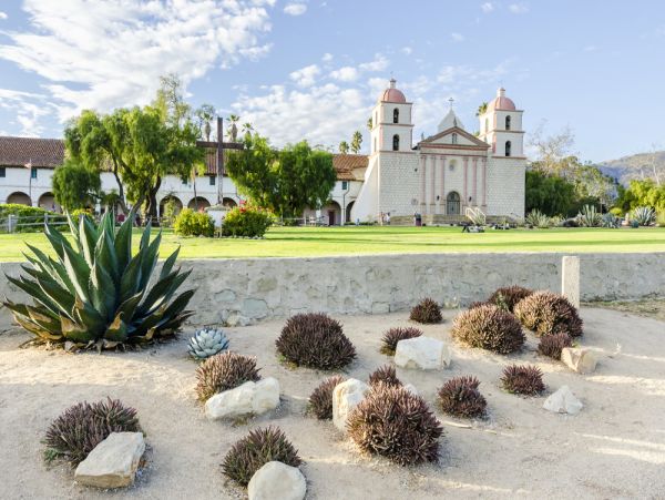 Santa Barbara County Home 998558
