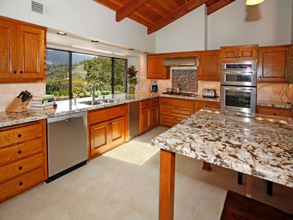Santa Barbara County Home 998560