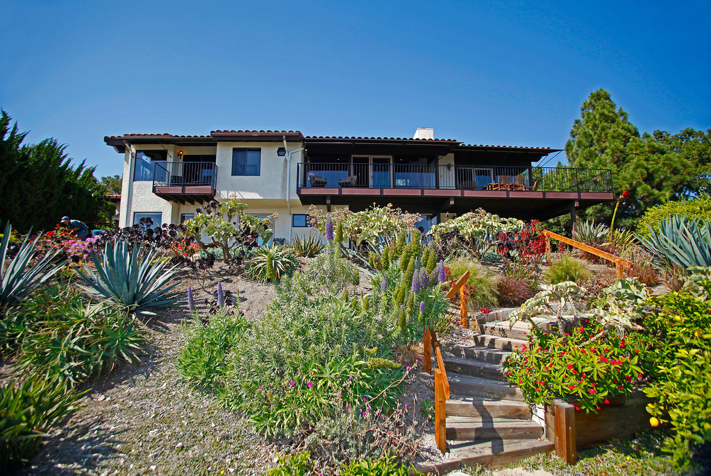 Santa Barbara County Home 998560