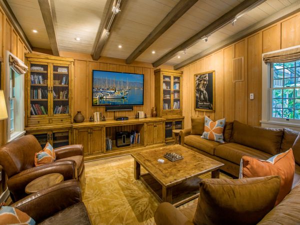 Six Bedroom Estate Short Walk to Beach in Montecito