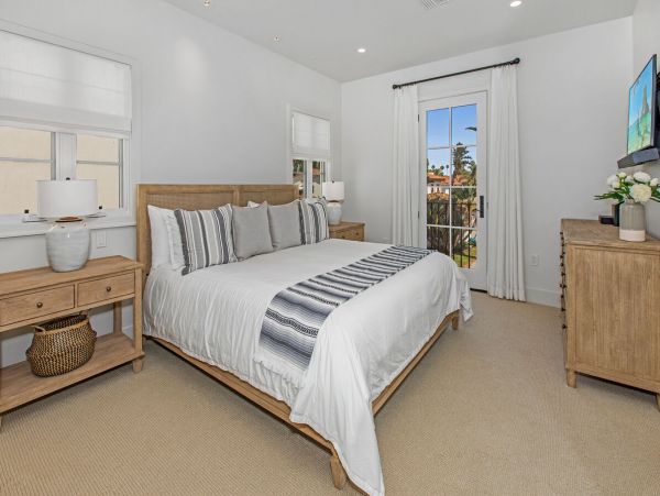 Santa Barbara County Home 998563