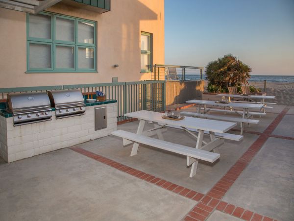 Santa Barbara County Home 998566