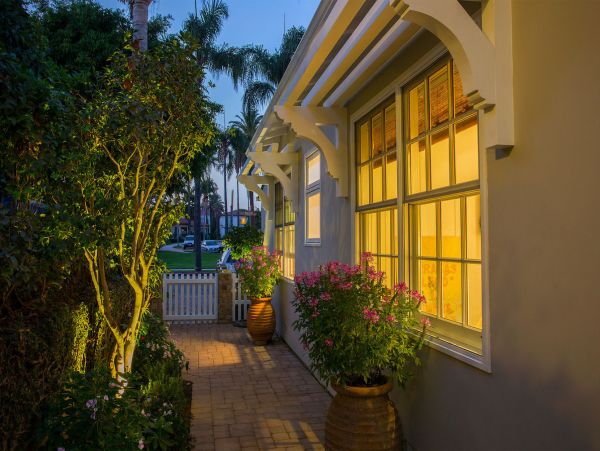Santa Barbara County Home 998569