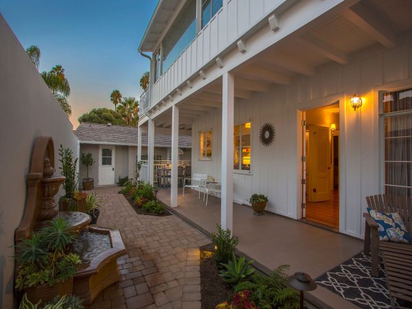 Santa Barbara County Home 998569