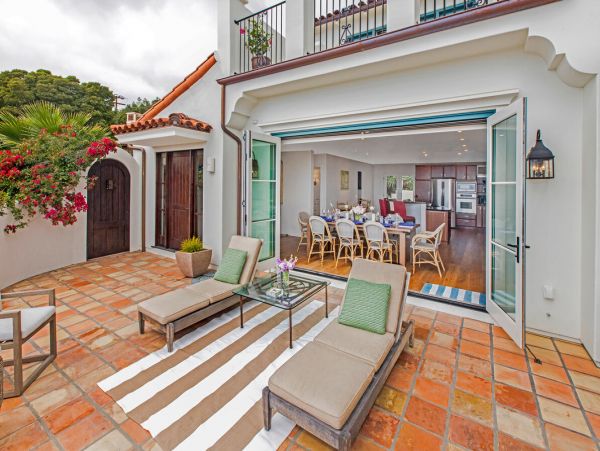 Santa Barbara County Home 998570