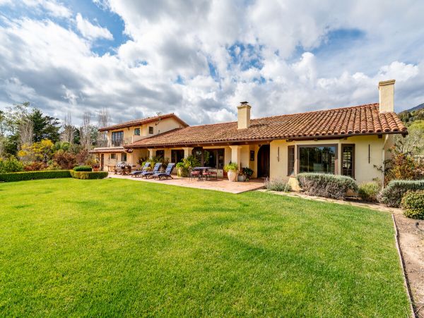 Santa Barbara County Home 998571