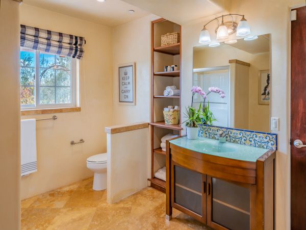Santa Barbara County Home 998571