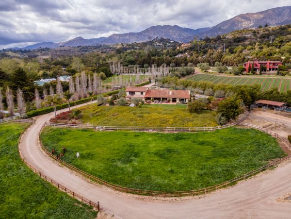 Santa Barbara County Home 998571