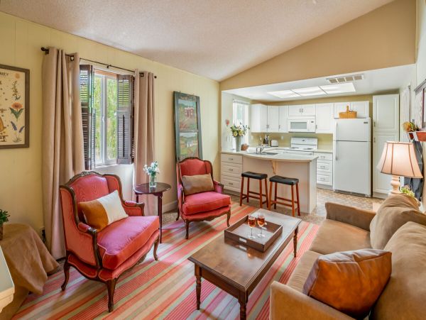 Santa Ynez Five Bedroom Home With Views & Spa Sleeps 10