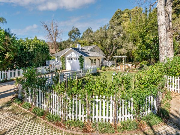 Santa Barbara County Home 998574