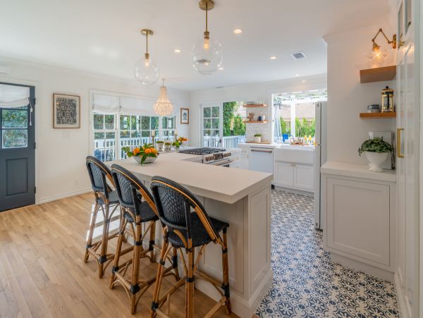 Santa Barbara County Home 998574