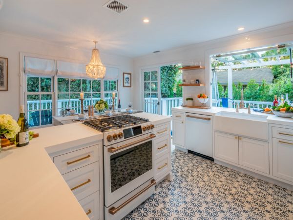 Santa Barbara County Home 998574