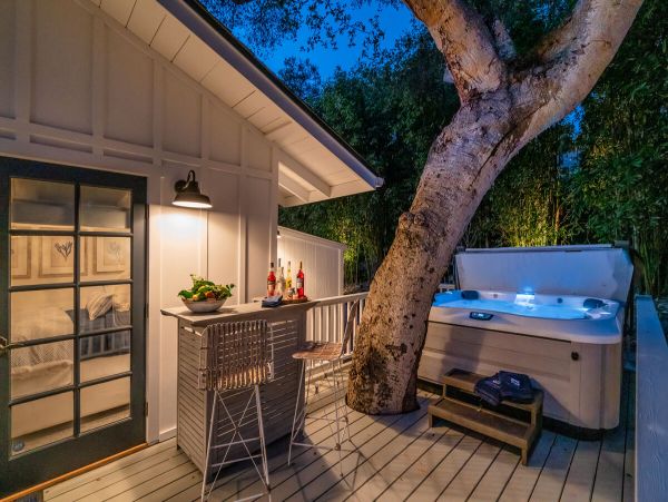Santa Barbara County Home 998574