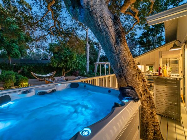 Santa Barbara County Home 998574