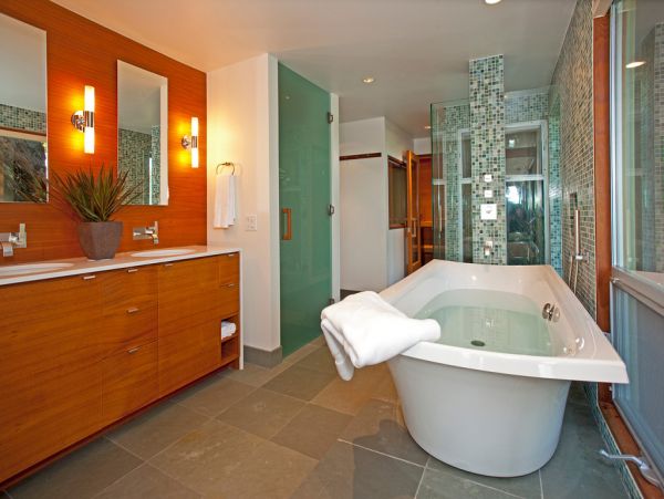 Luxury Vacation Home in Santa Barbara Sleeps Six Guests