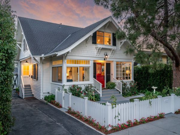 Charming Vacation Home in Santa Barbara - Walk to Beach