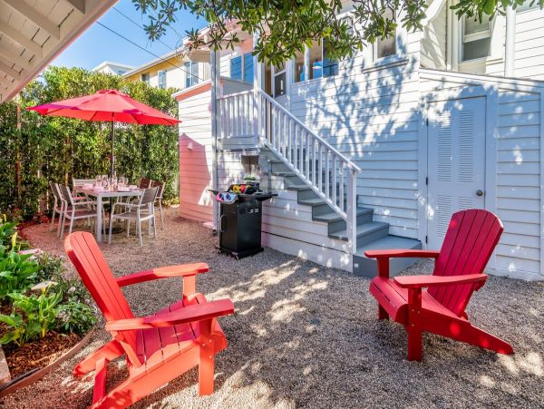 Charming Vacation Home in Santa Barbara - Walk to Beach