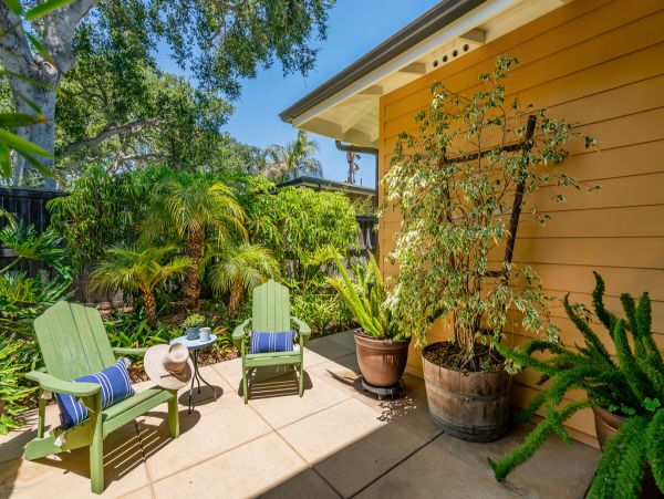 Santa Barbara County Home 998578