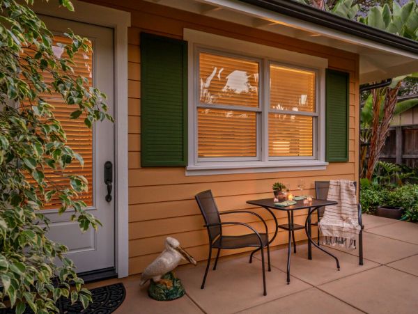 Santa Barbara County Home 998578