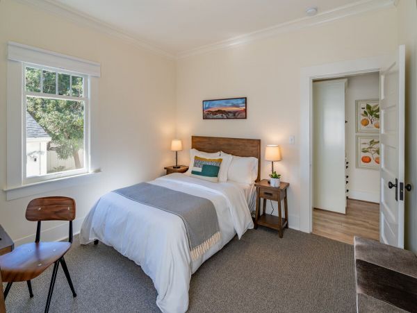 Santa Barbara Luxury 5 Bedroom Vacation Home
