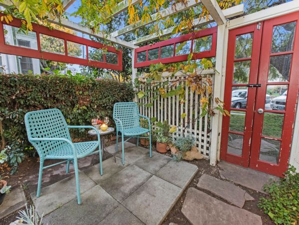 Santa Barbara County Home 998580