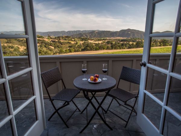 Santa Barbara County Home 998584