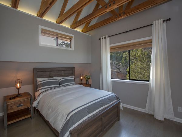 Santa Barbara County Home 998584