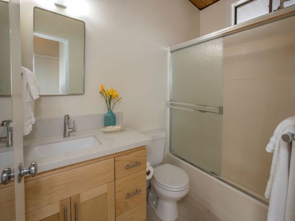 Santa Barbara County Home 998585
