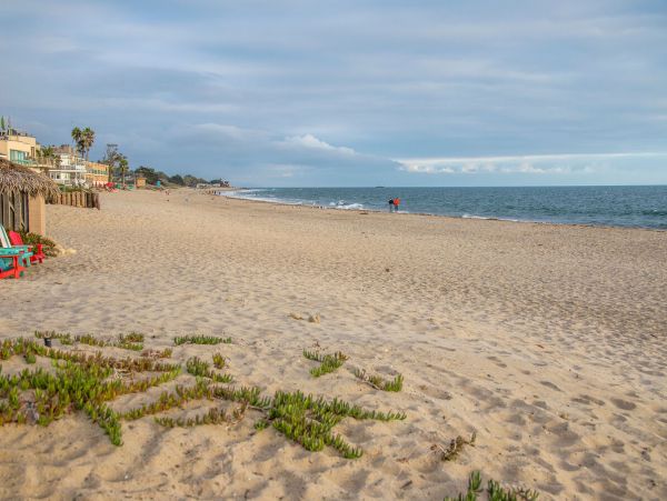 Santa Barbara County Home 998585
