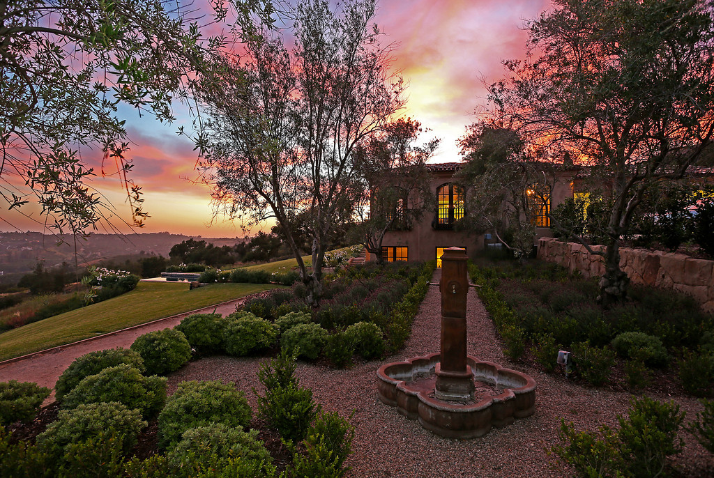 Santa Barbara County Home 998589