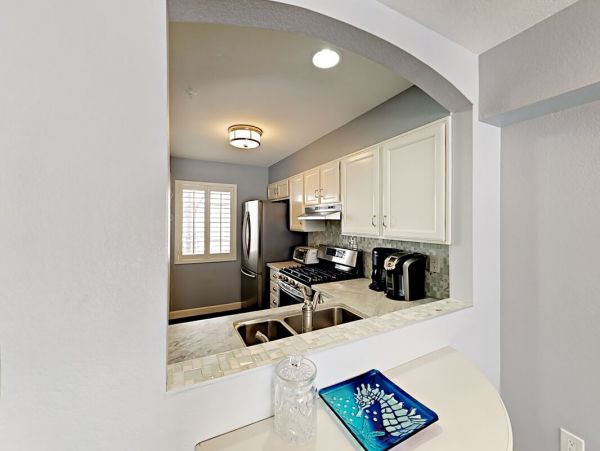 Santa Barbara County Home 998591