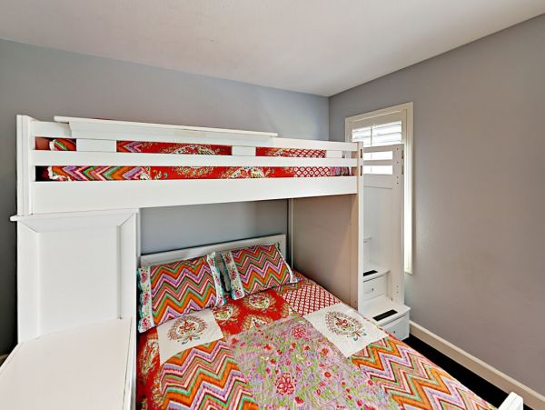 Santa Barbara County Home 998591