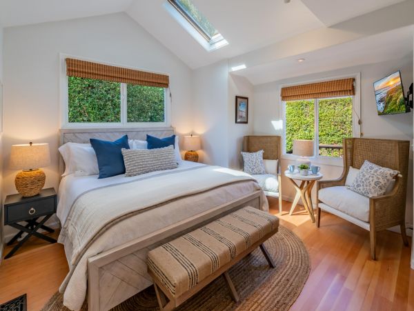 Luxurious Montecito Beachside Getaway with Hot Tub & Game Room