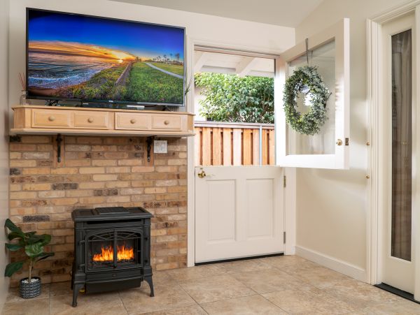 Santa Barbara County Home 998593