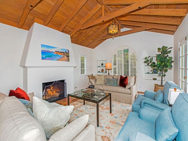 Santa Barbara 4 Bedroom Home with Ocean Views & Spa Sleeps 8