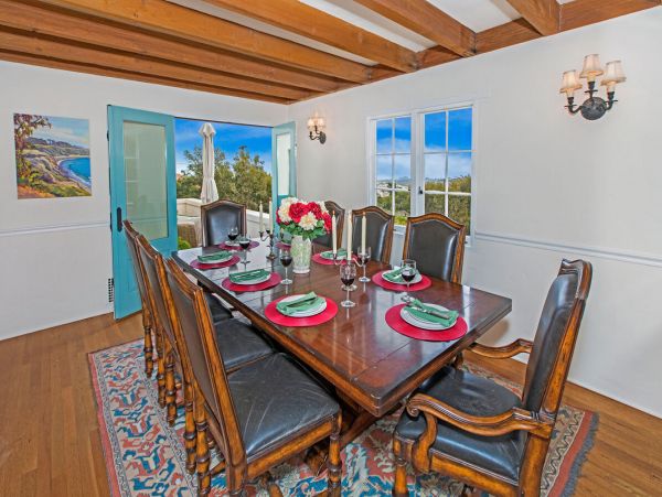 Santa Barbara 4 Bedroom Home with Ocean Views & Spa Sleeps 8