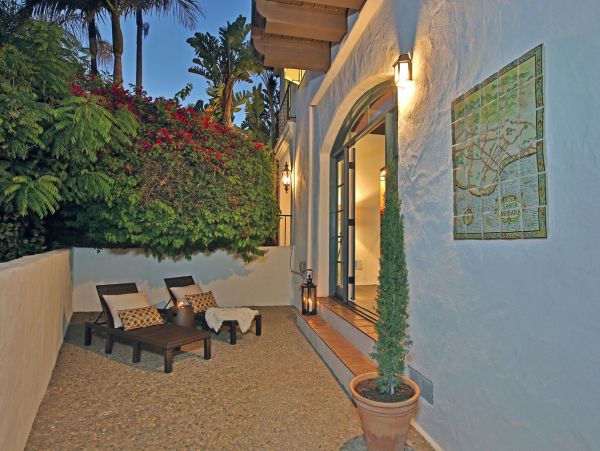 Santa Barbara County Home 998595
