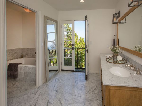 Santa Barbara County Home 998595