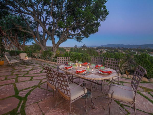 Santa Barbara County Home 998596