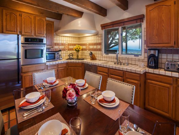 Santa Barbara County Home 998596