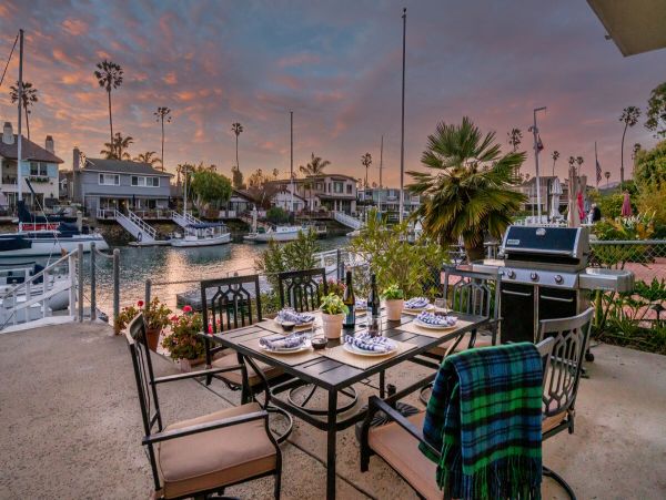Santa Barbara County Home 998598