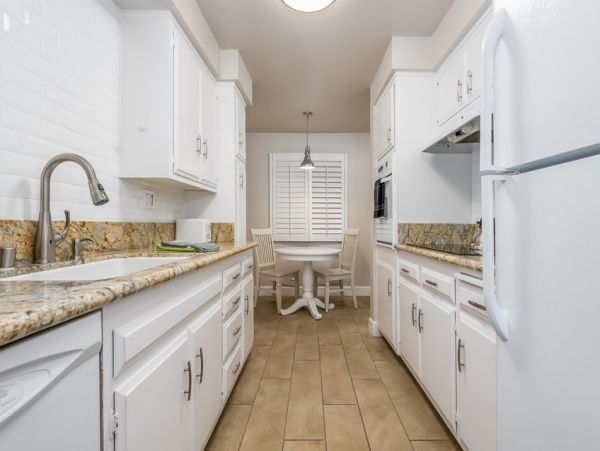 Santa Barbara County Home 998603